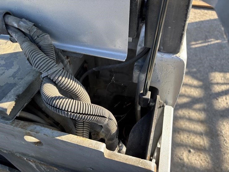 nissan-g1n1l20v-image-26