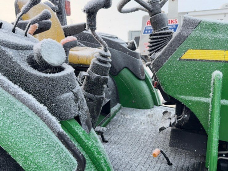 john-deere-5325-image-12