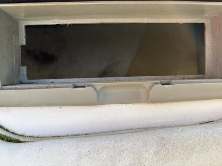 2002-unknown-trailer-image-18