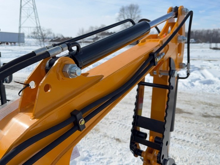 unused-2025-miva-model-15-mini-excavator-13.5hp-gas-engine,-aux.-hyd,-pilot-controls,-sn#-15j2512109-image-11