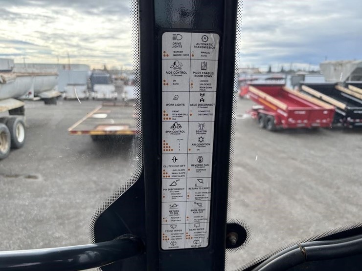 2005-deere-624j-image-41