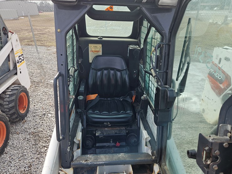 2014-bobcat-s70-image-7