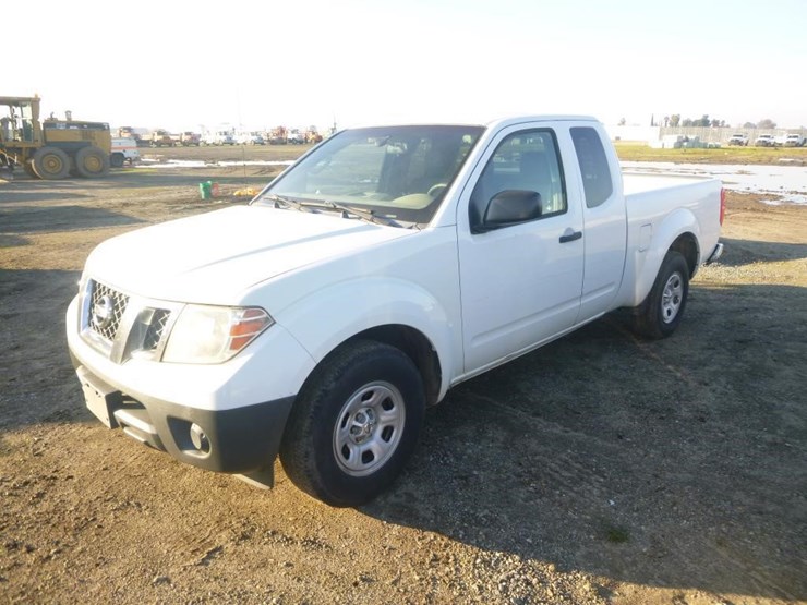 2016-nissan-frontier-image-1