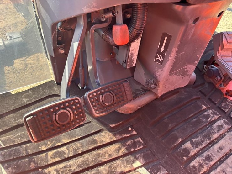 kubota-l4760d-image-34