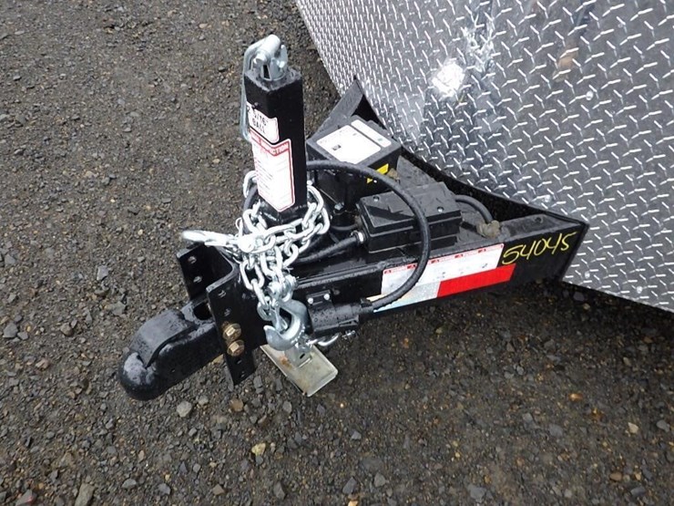 2026-royal-larct52-826v-86-t/a-enclosed-trailer-image-12