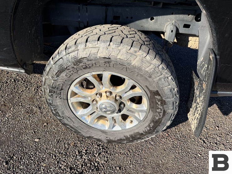 2019-dodge-2500-image-15