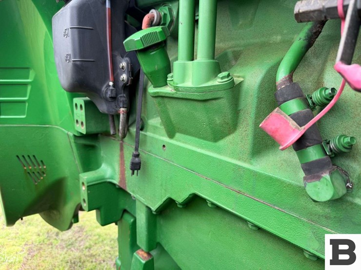2006-john-deere-8330-image-19