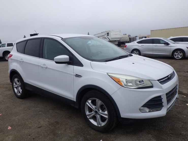 2015-ford-escape-image-2