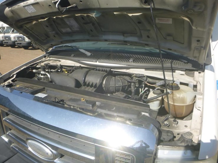 2014-ford-e450-image-11