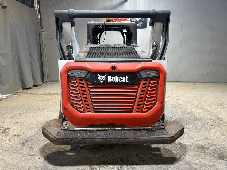2020-bobcat-t76-image-3