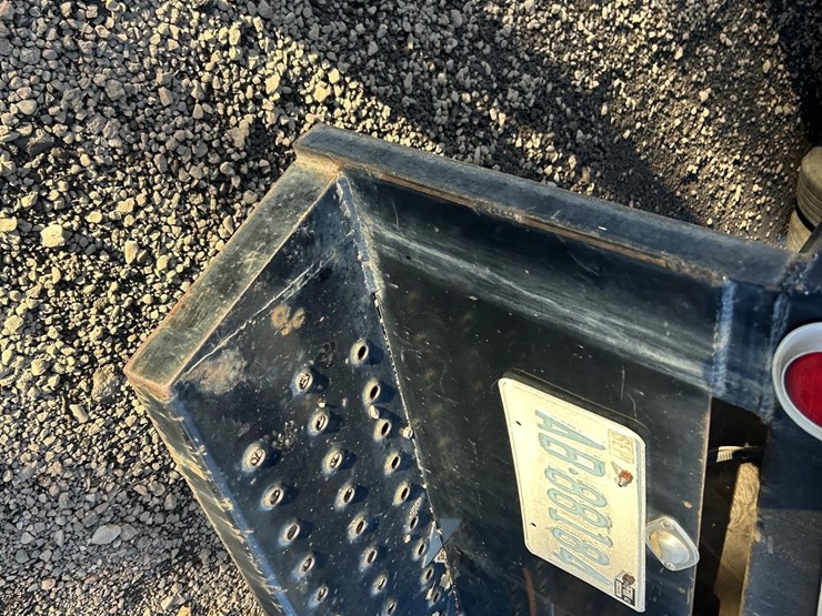 2000-isuzu-ftr-image-12