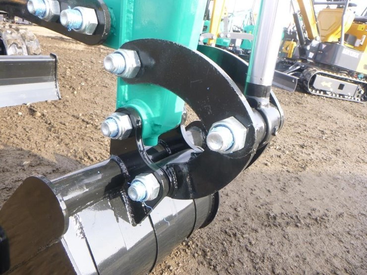 agt-mh12rx-hydraulic-excavator-image-11