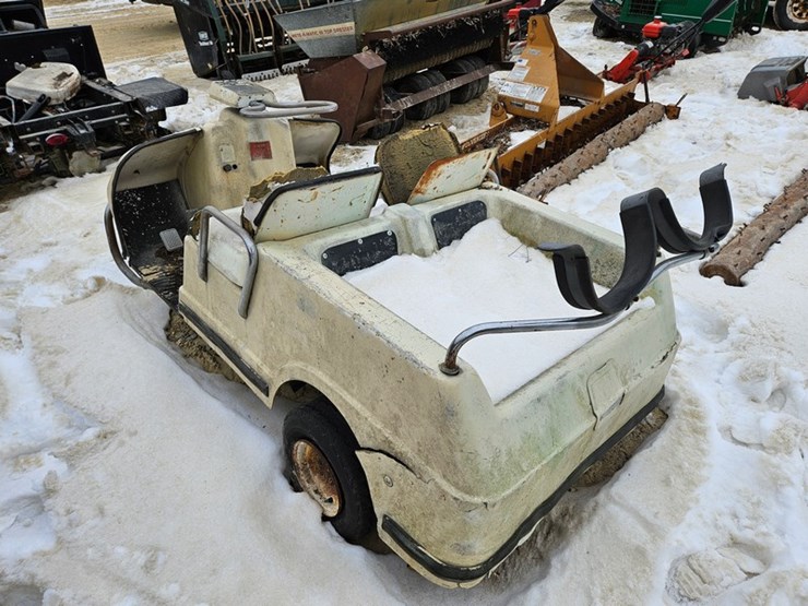 #111-•-tri-wheel-golf-cart-image-3