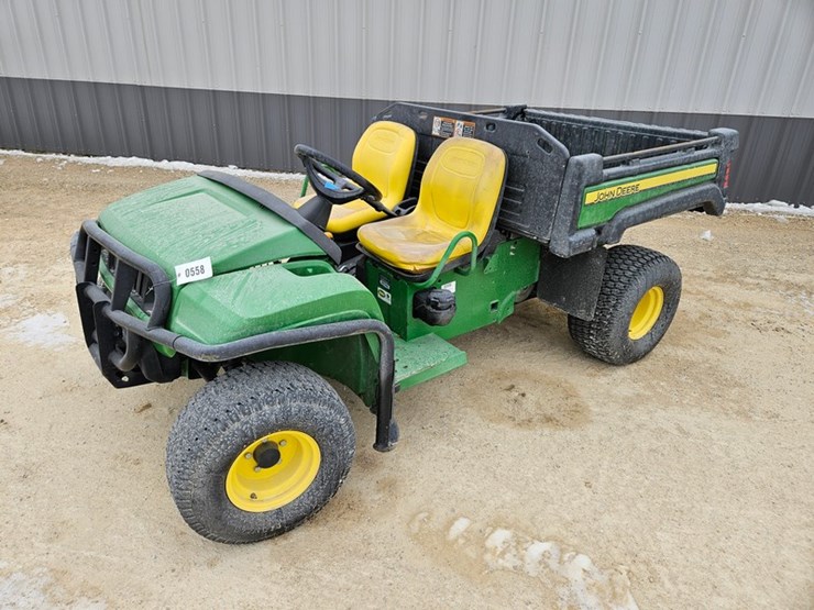 john-deere-tx-4x2-image-1