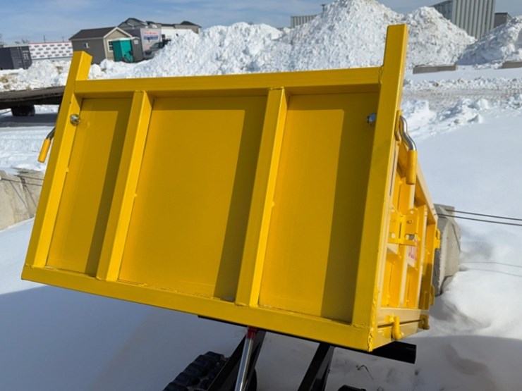 new-unused-ir-model-ird25-track-dumper,-13-hp-gas-engine,-3-speed,-hydraulic-dump-image-4