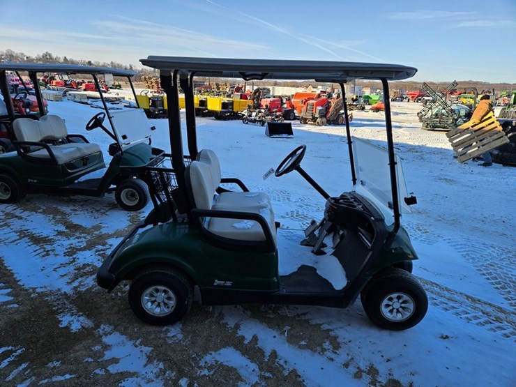 #172-•-yamaha-gas-golf-cart-image-6