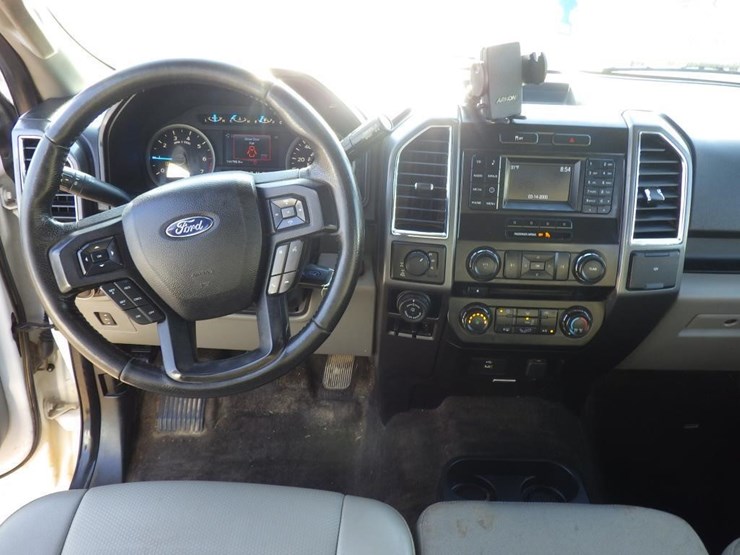 2016-ford-f150-image-9
