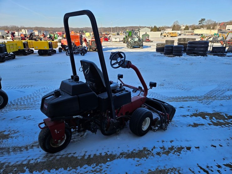 toro-greensmaster-3150-image-5
