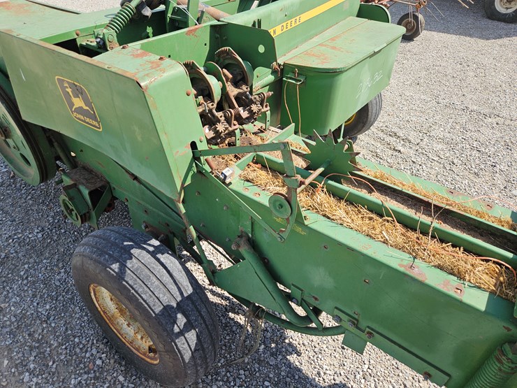john-deere-327-image-6