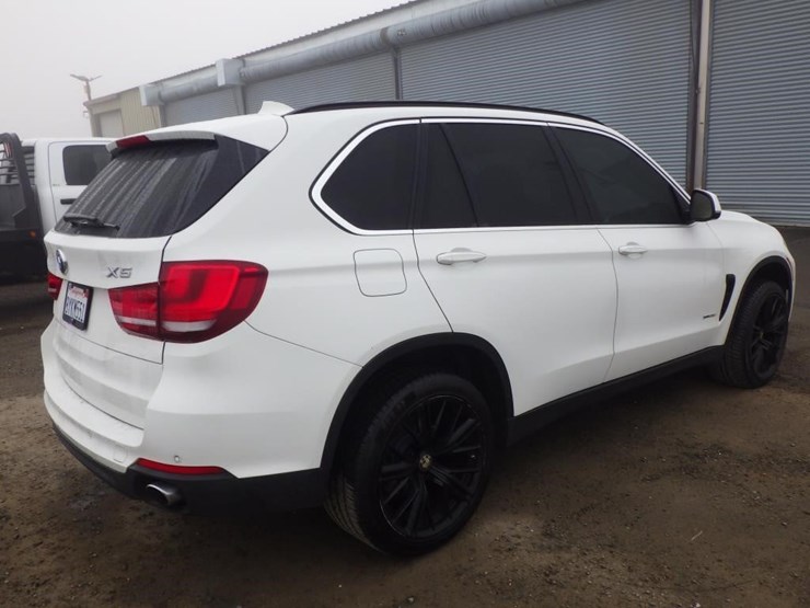2016-bmw-x5-image-3