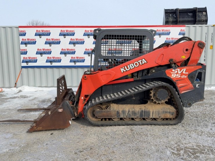 kubota-large-skid-steer-model-3vl95-25,-2464-hrs.,-works,-forks+bucket-image-1