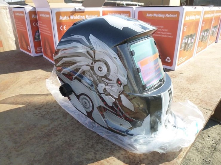 unused-auto-welding-helmet-image-3