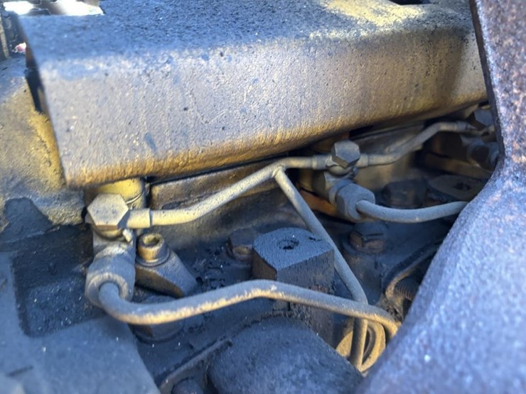 2010-deere-310j-image-67