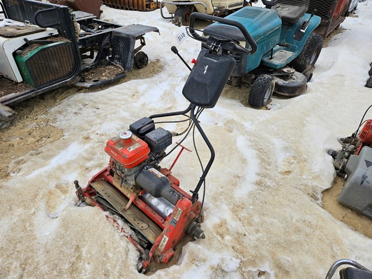 #112-•-jacobsen-pgm-22-greens-mower-image-1