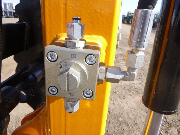 2026-vicsec-l13-wheel-excavator-image-13