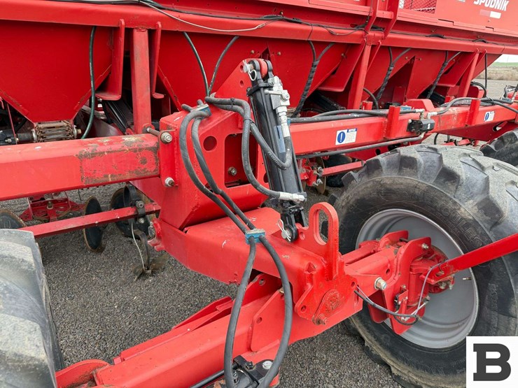 spudnik-8560-potato-planter---eltopia,-wa-image-36