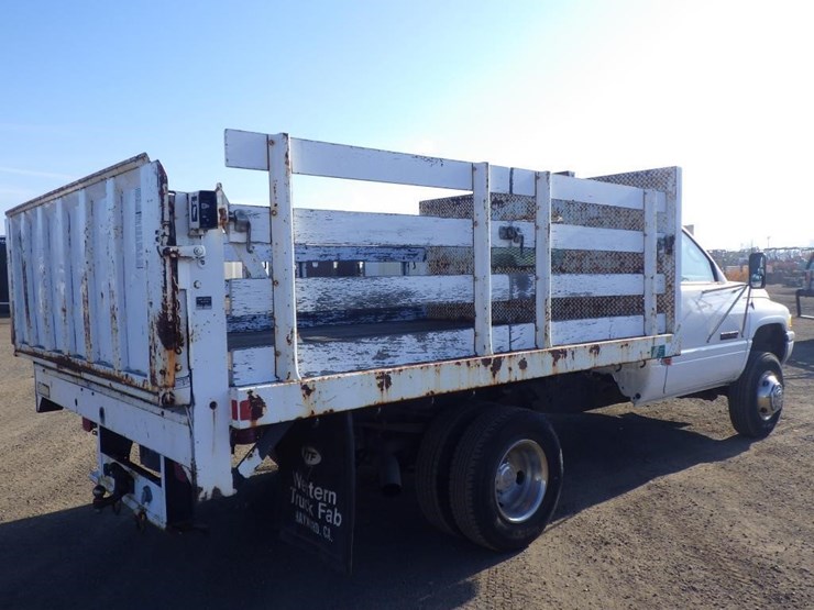 1999-dodge-ram-3500-image-3