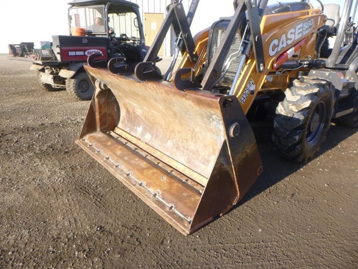 2018-case-580sn-image-9