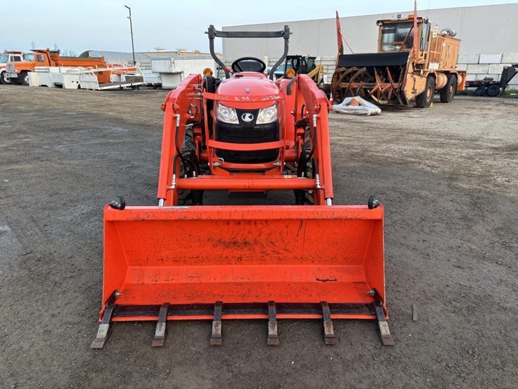 2018-kubota-l2501d-image-6