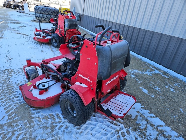 #160-•-gravely-pro-stance-60-stand-up-zero-turn-mower-image-3