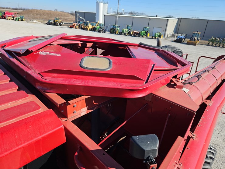 2001-case-ih-2366-image-12