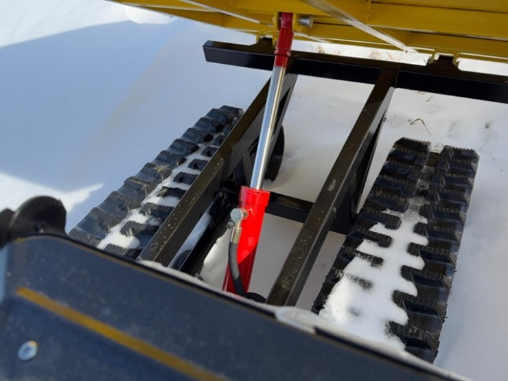 new-unused-ir-model-ird25-track-dumper,-13-hp-gas-engine,-3-speed,-hydraulic-dump-image-3