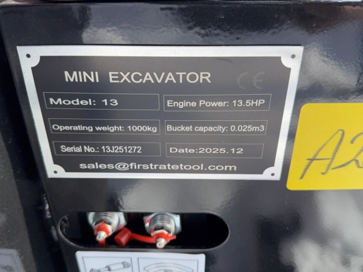 new-unused-2025-miva-model-13-mini-excavator,-13.5hp-gas-engine,-pilot-controls,-16"-bucket,-blade-image-14