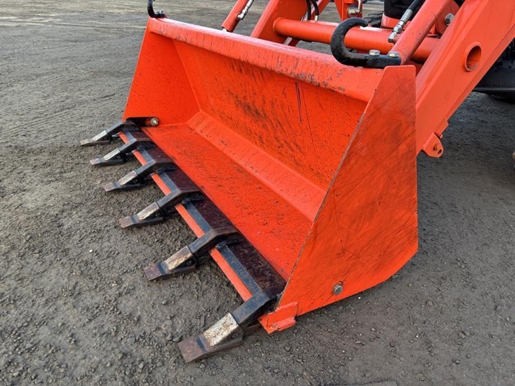 2018-kubota-l2501d-image-9