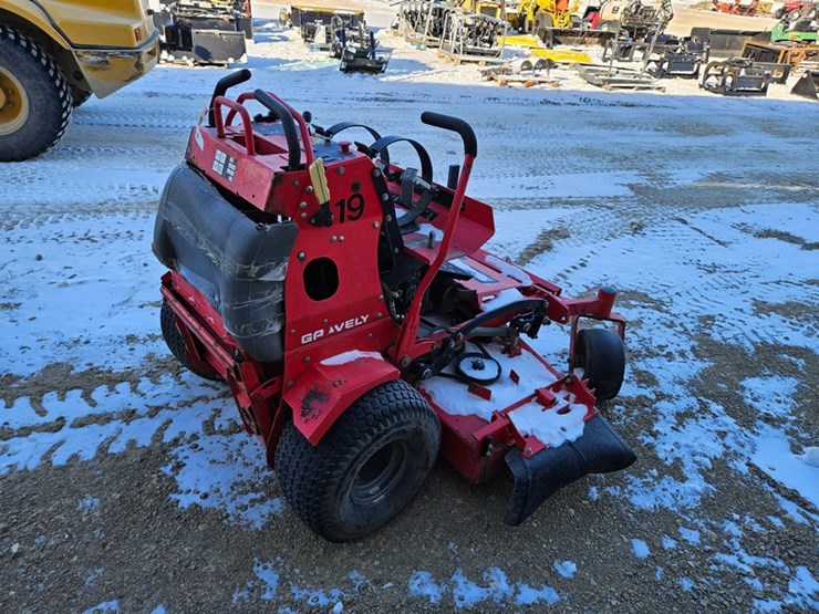 #161-•-gravely-pro-stance-60-stand-up-zero-turn-mower-image-5