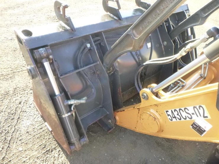 2018-case-580sn-image-12