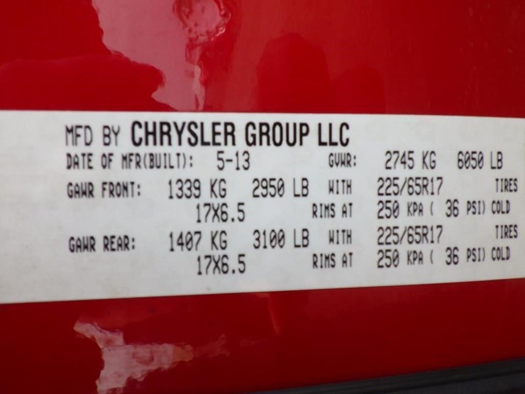 2013-dodge-grand-caravan-image-16