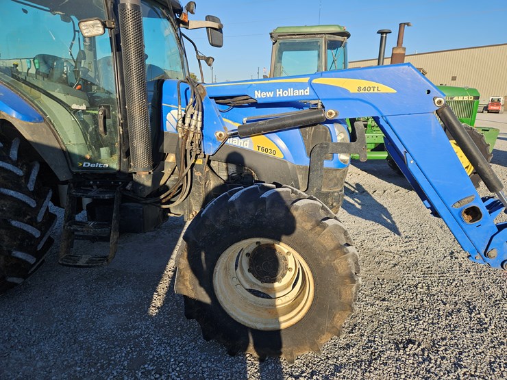 2007-new-holland-t6030-image-7