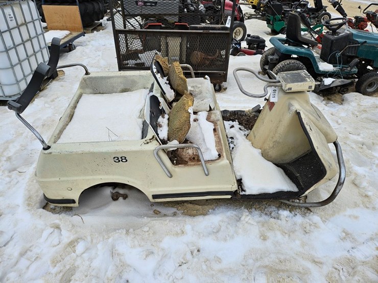 #111-•-tri-wheel-golf-cart-image-6