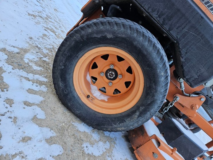 #183-•-scag-stand-up-zero-turn-mower-image-21