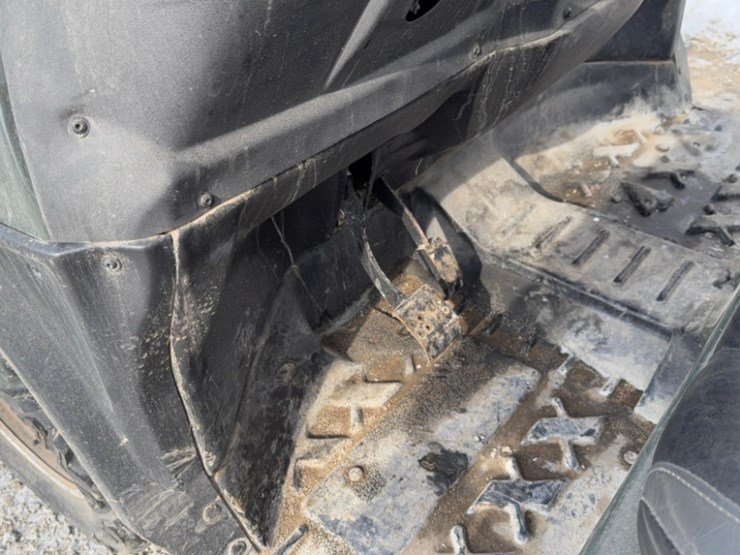 mahindra-retriever-4x4-side-by-side,-1898-hrs.,-owner-states-runs-good,-transmission-issue-image-21