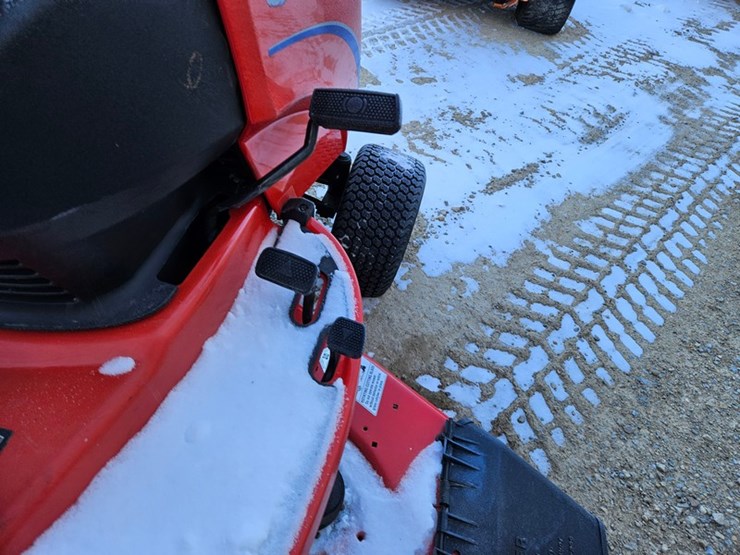 #144-•-simplicity-conquest-lawn-tractor-image-19