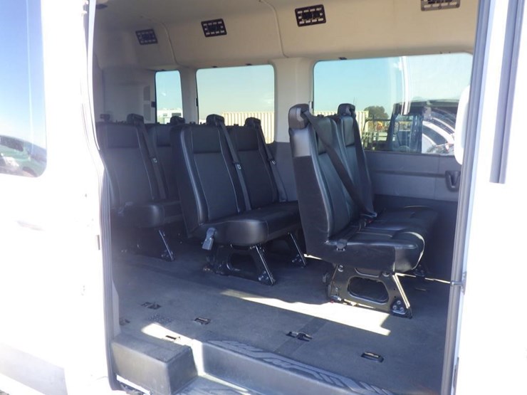 2020-ford-transit-image-7