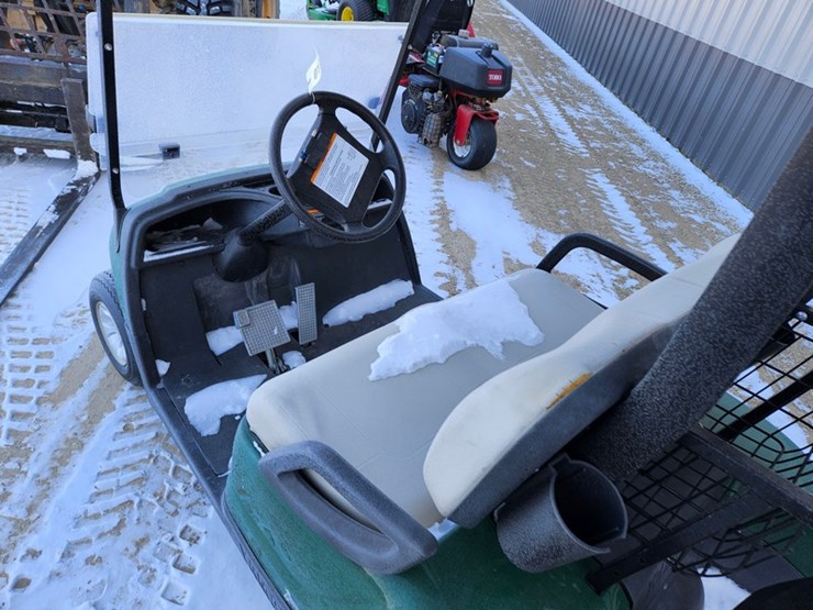 #171-•-yamaha-gas-golf-cart-image-10