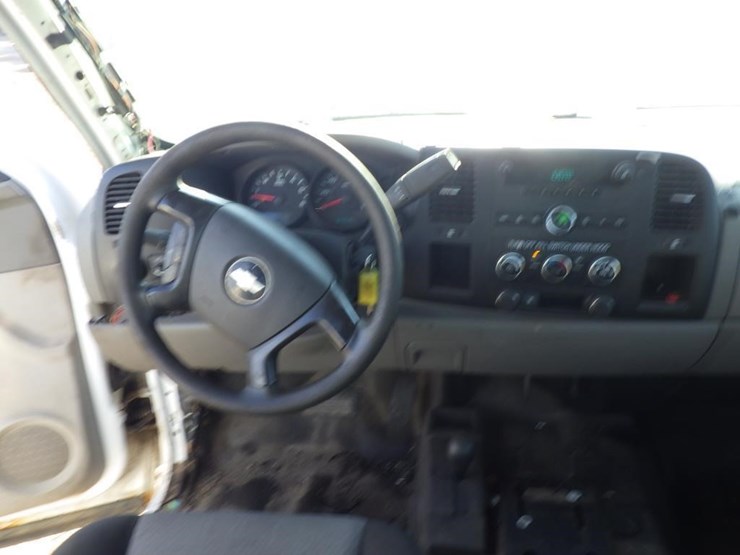 2009-chevrolet-1500-image-9