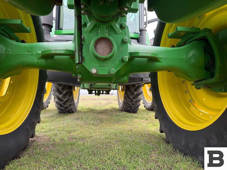 2006-john-deere-8330-image-76